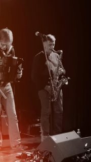 „Ein halbes Wir“ Hansagold #saxophone #deutschpop #indie #hamburg #smooth best sax solo ever 🎷🎷