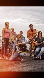 @grok.ai2 is out of control 😂 Hansagold „Hart am Wind“ #deutschpop #hamburg #indie #ai #grok